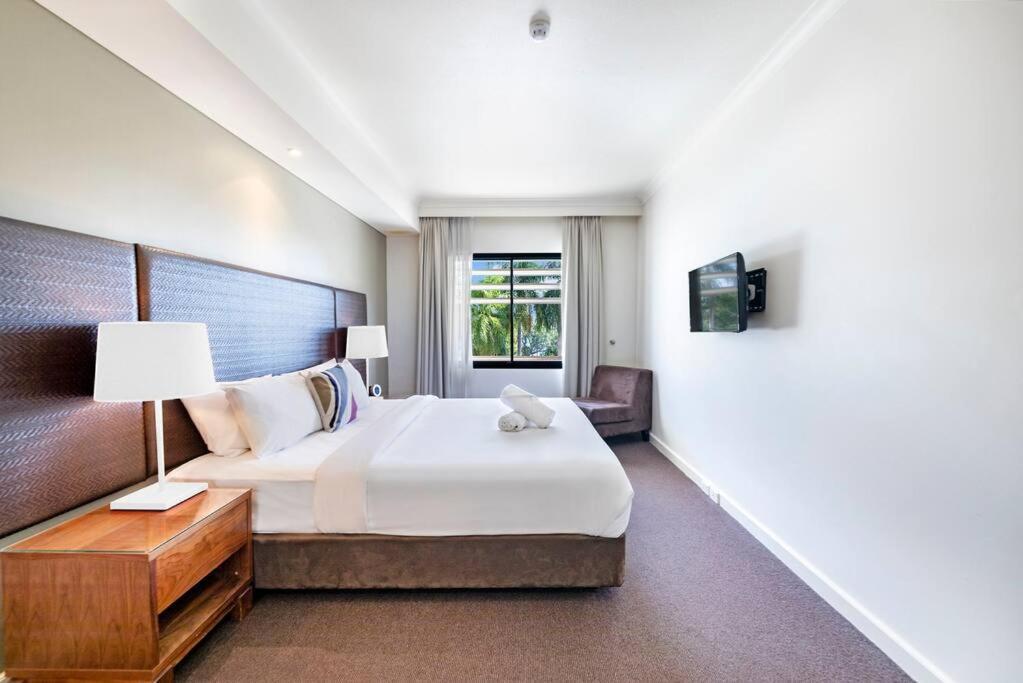 'Towering Palms' Resort-Style Apartment With A Separate Studio Darwin Exterior foto